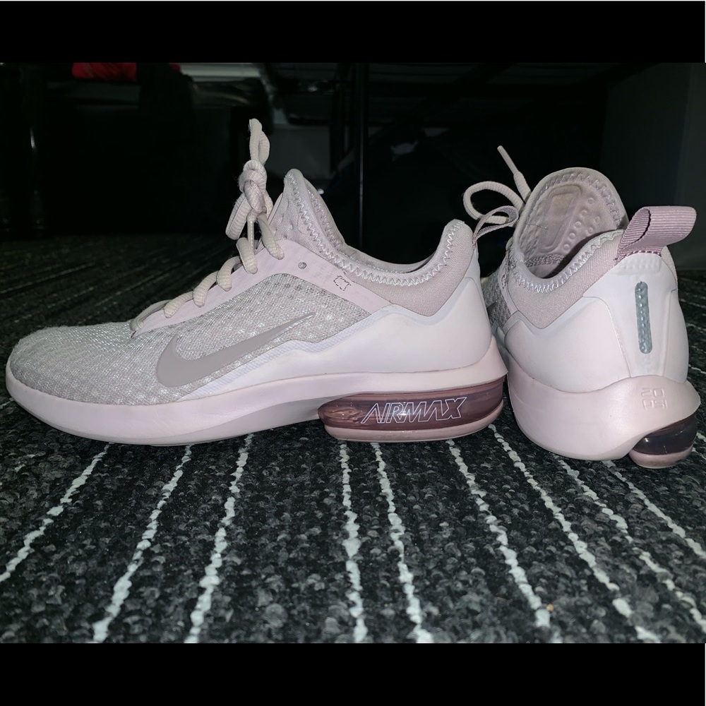 Nike Arimax Women’s 5.5